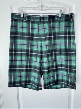 Nike Golf tour performance tartan plaid Shorts 36